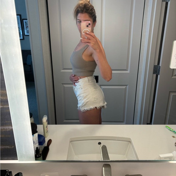 Blu Ivy Young Contemporary White Denim Cut Off Shorts SMALL - Picture 3 of 9